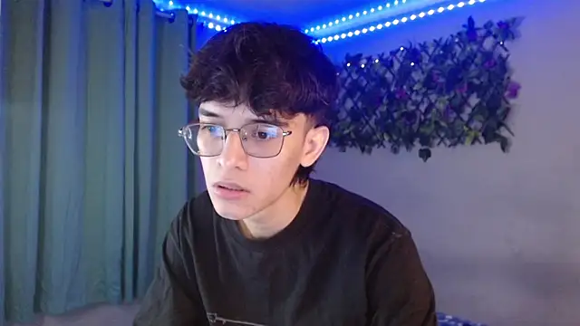 noah millerx online show from 04-12-26, 05:01