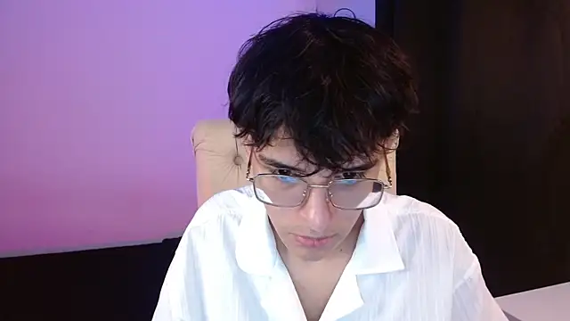 Snapshot of noah_millerx chatting on 07-20-26, 09:06 noah millerx online show from 07-20-26, 09:06