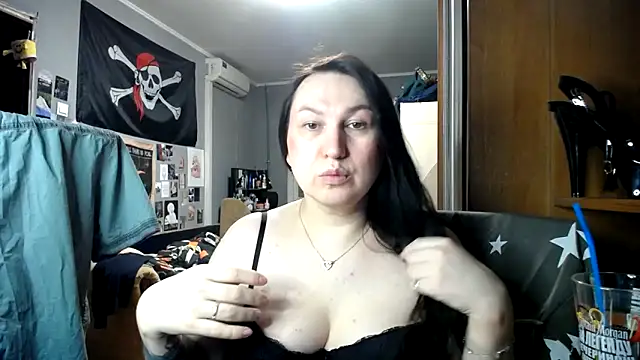 EvaBeautyXx online show from 03-13-26, 06:14