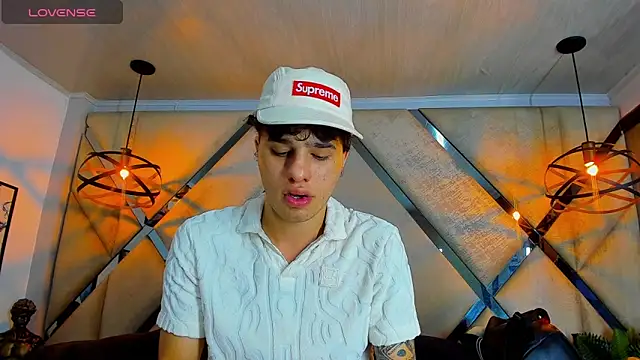 Snapshot of EXCLUSIVE8 chatting on 04-13-26, 04:29 EXCLUSIVE8 online show from 04-13-26, 04:29