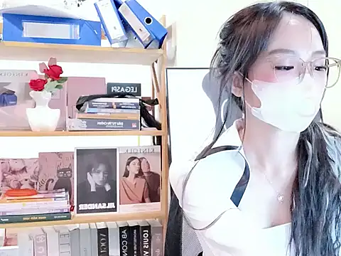RG Lenalyy online show from 05-15-26, 11:23