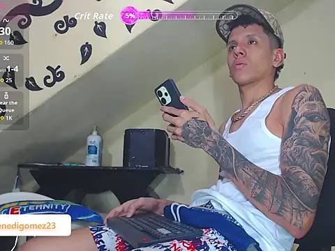 Snapshot of gabriel_reyes21 chatting on 02-26-26, 06:23 gabriel reyes21 online show from 02-26-26, 06:23