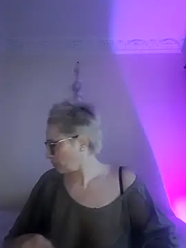 Snapshot of LunaBlaise chatting on 03-23-26, 08:29 LunaBlaise online show from 03-23-26, 08:29