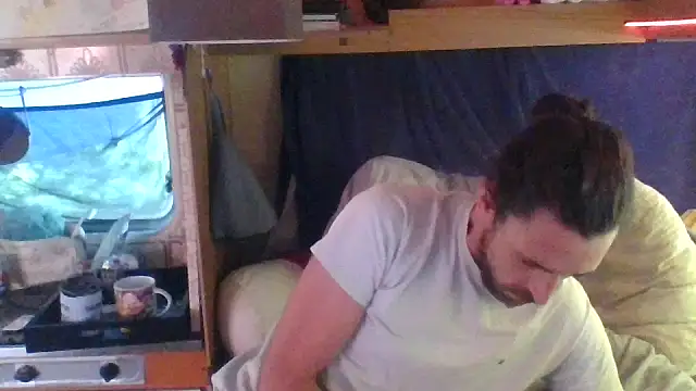 Barzanzy online show from 05-19-26, 07:47