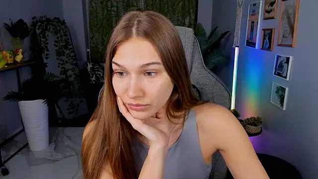 Sweet Emilya online show from 03-24-26, 05:56