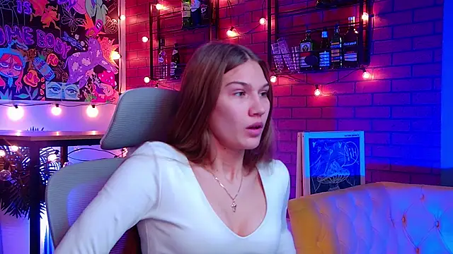 Sweet Emilya online show from 04-16-26, 06:03