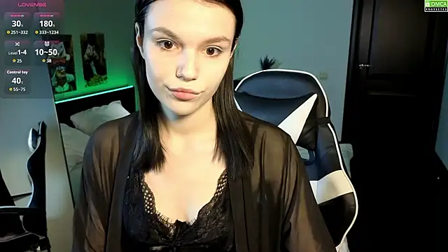 Snapshot of JanetCensley chatting on 03-27-26, 09:10 JanetCensley online show from 03-27-26, 09:10