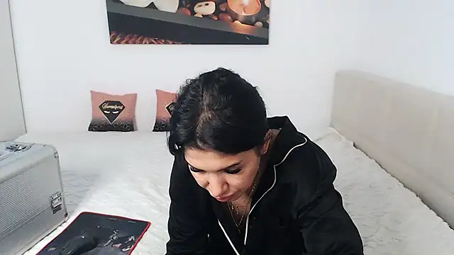 NickyHotXO online show from 03-24-26, 05:01