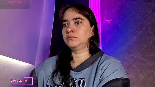 Snapshot of _VALERIAGOMEZ chatting on 06-11-26, 12:47 VALERIAGOMEZ online show from 06-11-26, 12:47