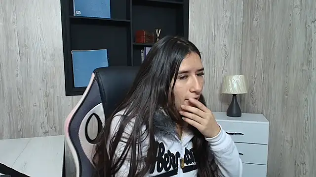 LilyRossi  online show from 05-15-26, 01:51