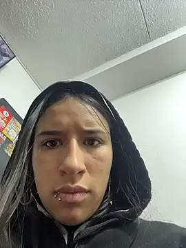 Snapshot of LilyRossi_ chatting on 06-05-26, 11:38 LilyRossi online show from 06-05-26, 11:38