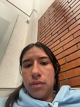 Snapshot of LilyRossi_ chatting on 06-27-26, 12:22 LilyRossi online show from 06-27-26, 12:22