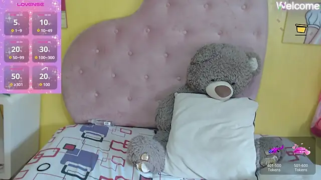 Sophiiee Gray online show from 05-28-26, 03:09