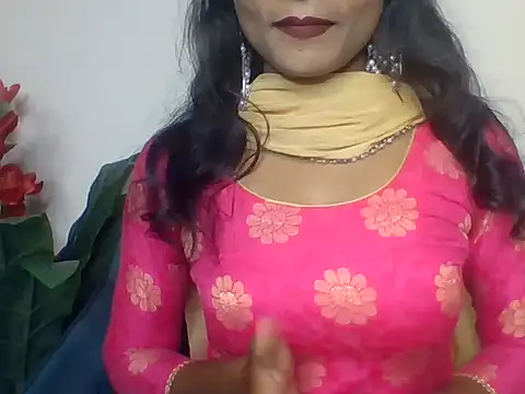 Snapshot of Indian_Sara chatting on 02-27-26, 05:57 Indian Sara online show from 02-27-26, 05:57