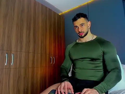 Snapshot of massimo_visconti chatting on 03-07-26, 03:09 massimo visconti online show from 03-07-26, 03:09