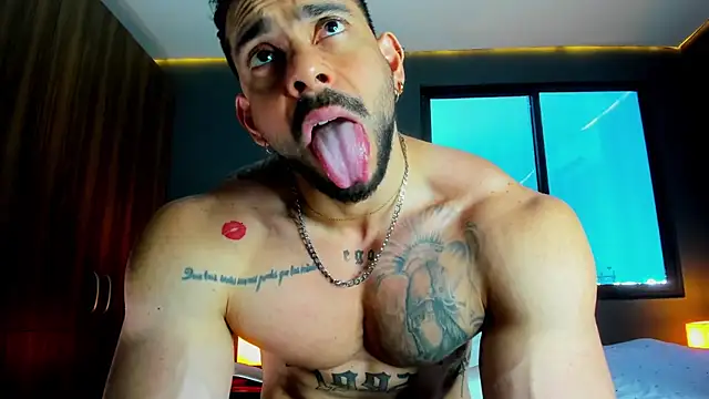 Snapshot of massimo_visconti chatting on 03-26-26, 04:45 massimo visconti online show from 03-26-26, 04:45