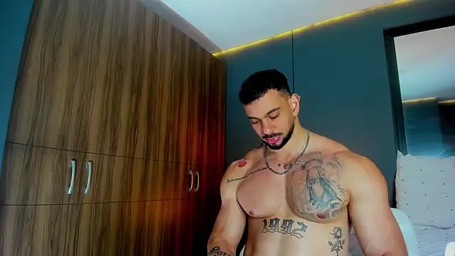 Snapshot of massimo_visconti chatting on 04-11-26, 07:45 massimo visconti online show from 04-11-26, 07:45