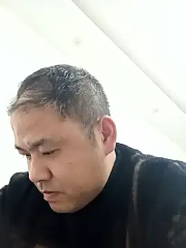 Snapshot of wanggang880903 chatting on 03-11-26, 05:52 wanggang880903 online show from 03-11-26, 05:52