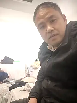 Snapshot of wanggang880903 chatting on 04-05-26, 04:04 wanggang880903 online show from 04-05-26, 04:04