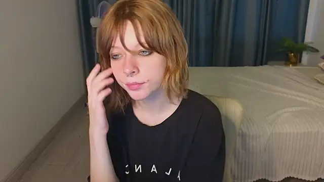MollySally online show from 07-03-26, 04:08