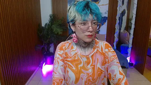 Snapshot of Lyra_tay chatting on 04-16-26, 07:03 Lyra tay online show from 04-16-26, 07:03