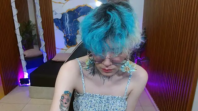 Snapshot of Lyra_tay chatting on 04-21-26, 07:06 Lyra tay online show from 04-21-26, 07:06