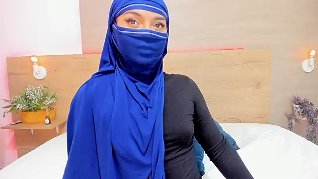 Snapshot of _jennaa chatting on 03-12-26, 08:15 jennaa online show from 03-12-26, 08:15