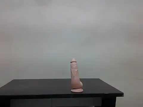 Hunkytop online show from 06-23-26, 05:05