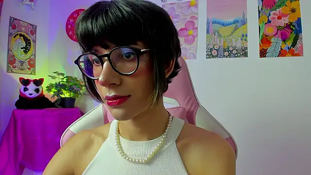 Madeline 21 online show from 03-03-26, 05:24