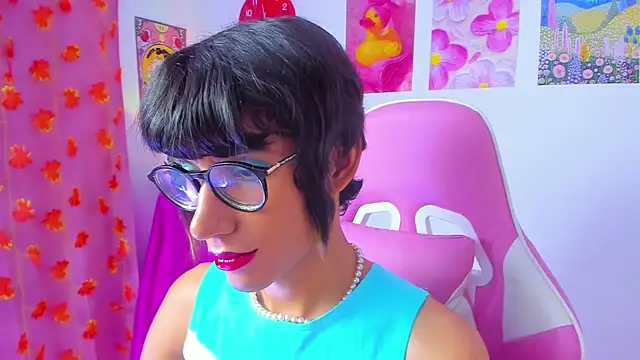 Madeline 21 online show from 03-16-26, 05:44