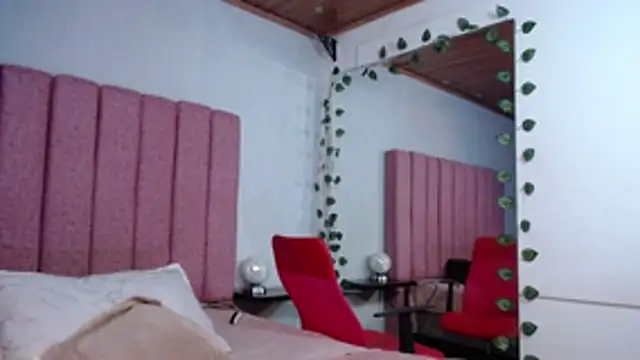 SaraLjordad online show from 06-19-26, 07:06