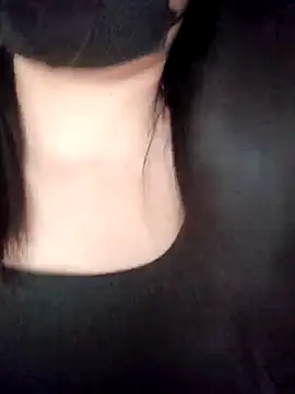 Snapshot of Meow_cute chatting on 04-18-26, 07:45 Meow cute online show from 04-18-26, 07:45