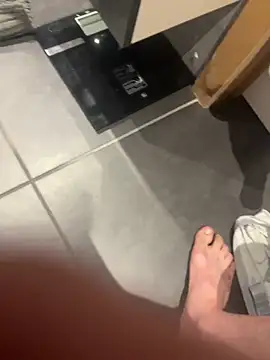 Snapshot of KillianLau26510 chatting on 03-29-26, 11:49 KillianLau26510 online show from 03-29-26, 11:49