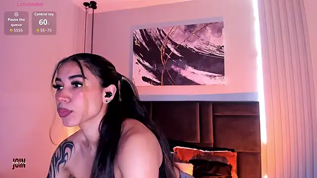 Snapshot of Raven_Dooll chatting on 07-07-26, 01:37 Raven Dooll online show from 07-07-26, 01:37