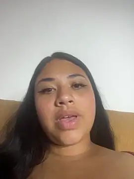 Snapshot of danniiq chatting on 02-28-26, 01:39 danniiq online show from 02-28-26, 01:39