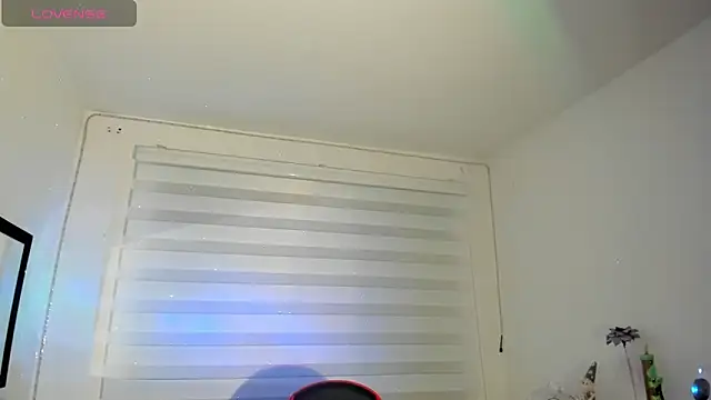 Snapshot of Agatha_Marin chatting on 04-15-26, 08:10 Agatha Marin online show from 04-15-26, 08:10