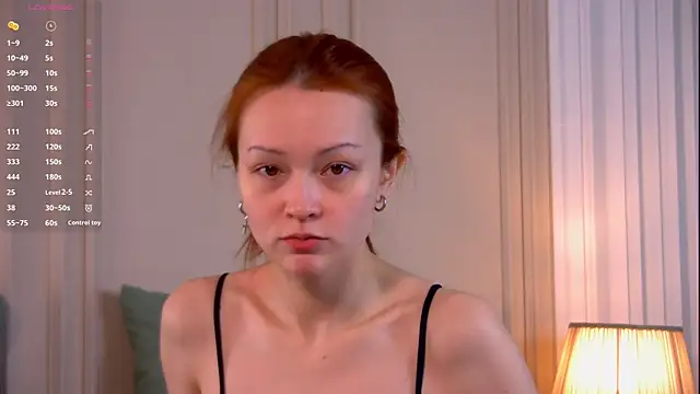 SadieSink  online show from 04-01-26, 06:36