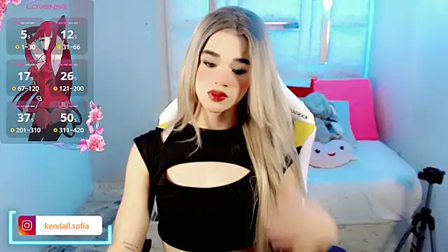 Snapshot of Sophiaa_doll_ chatting on 03-26-26, 03:34 Sophiaa doll online show from 03-26-26, 03:34