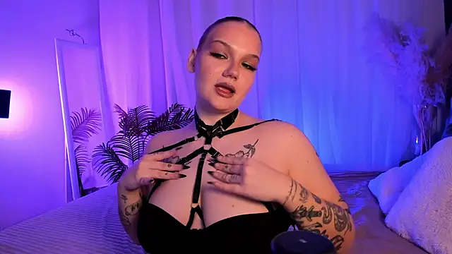 Snapshot of seesamnoir chatting on 03-04-26, 06:19 seesamnoir online show from 03-04-26, 06:19