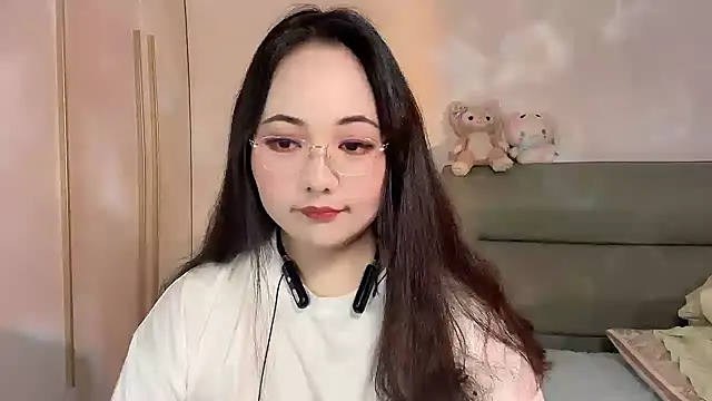 Snapshot of Susu-36E chatting on 07-11-26, 02:09 Susu-36E online show from 07-11-26, 02:09