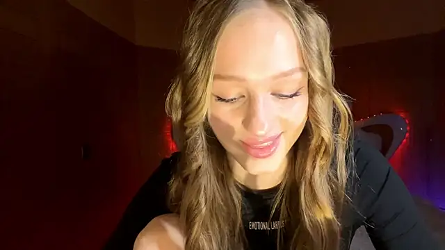 Snapshot of Anika_Socutehe chatting on 04-15-26, 07:58 Anika Socutehe online show from 04-15-26, 07:58