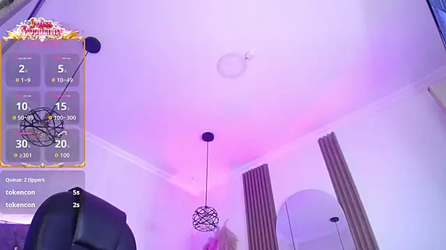 Snapshot of Amara_Davis1 chatting on 04-15-26, 05:03 Amara Davis1 online show from 04-15-26, 05:03