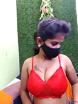 Tinaa baby online show from 04-17-26, 06:33