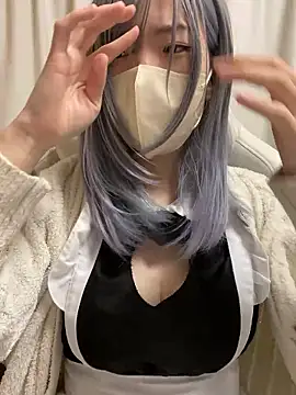 Snapshot of momo_live chatting on 02-27-26, 01:11 momo live online show from 02-27-26, 01:11