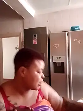 Snapshot of BabeCharmmie chatting on 03-01-26, 01:35 BabeCharmmie online show from 03-01-26, 01:35