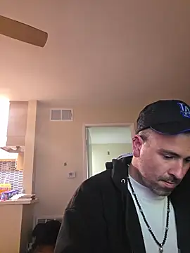 Biggbaddwulf7 online show from 06-05-26, 10:43