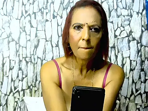 Snapshot of Hot_queen58 chatting on 03-12-26, 05:19 Hot queen58 online show from 03-12-26, 05:19