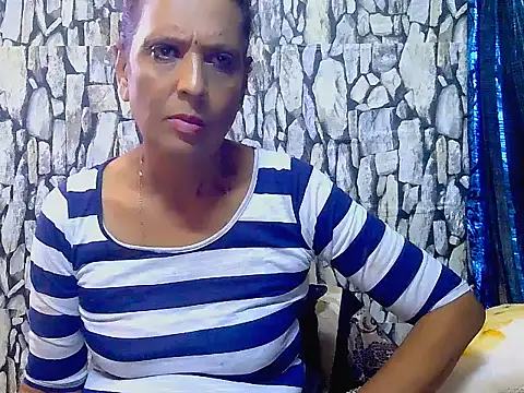 Snapshot of Hot_queen58 chatting on 03-31-26, 05:30 Hot queen58 online show from 03-31-26, 05:30