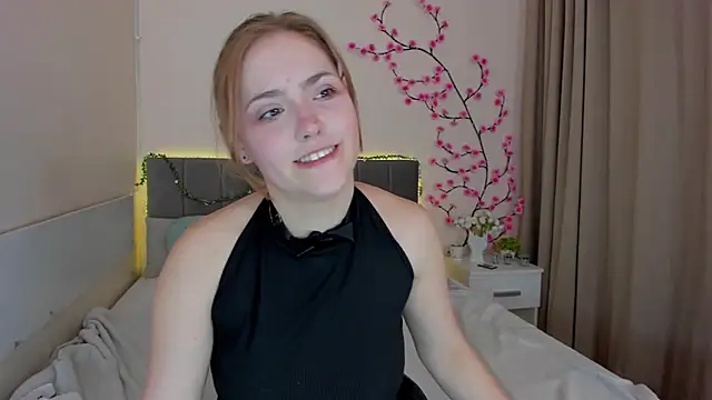 DellaRows online show from 03-12-26, 01:28