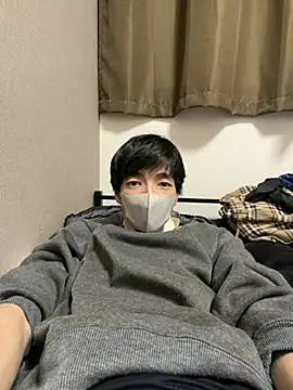 Snapshot of Ayutoda chatting on 03-04-26, 04:02 Ayutoda online show from 03-04-26, 04:02